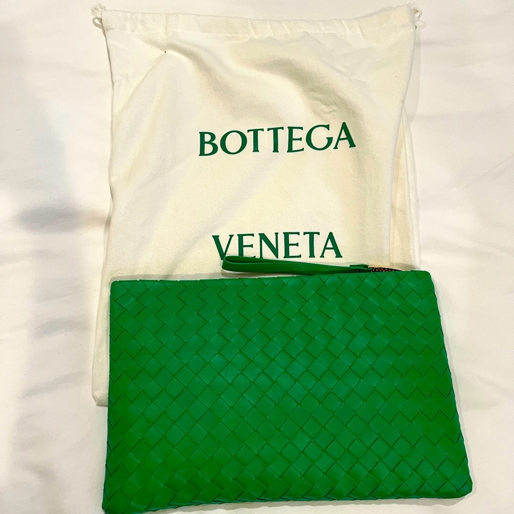 Bottega Veneta Large Pouch